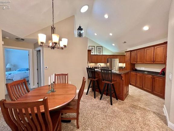 4th image of 2901 Villa Ct #D