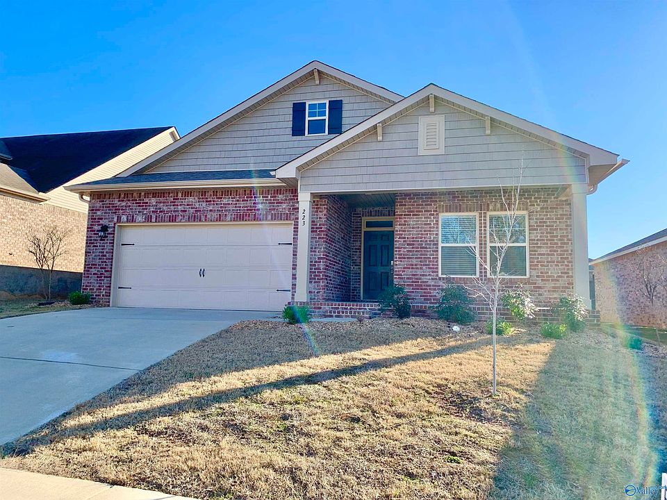 1st image of 223 Ivyleaf Dr