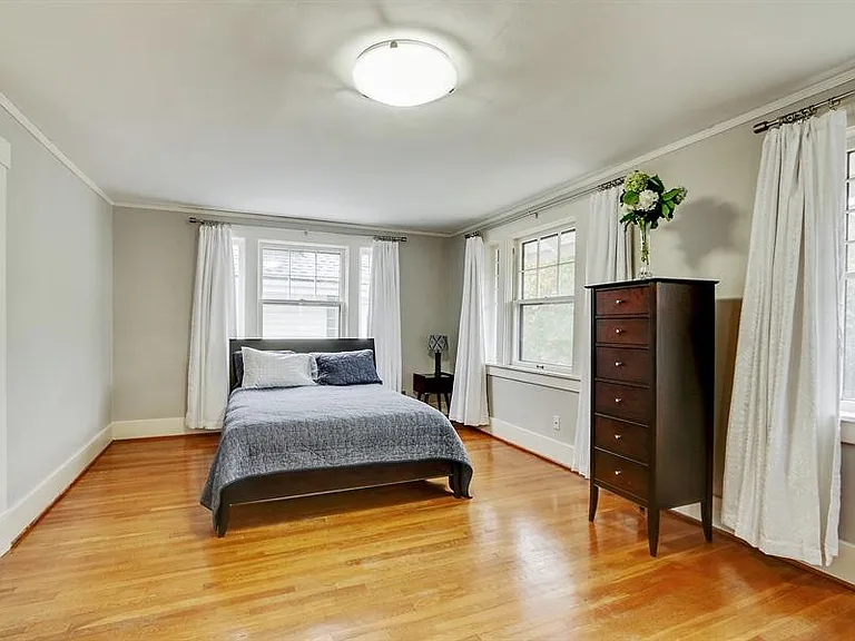 5121 Grand Ave — Photo 14