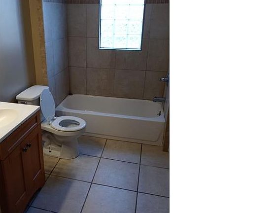 3rd image of 3420 Kensington Pl