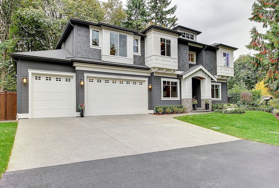 1st image of 10444 SE 24th Pl