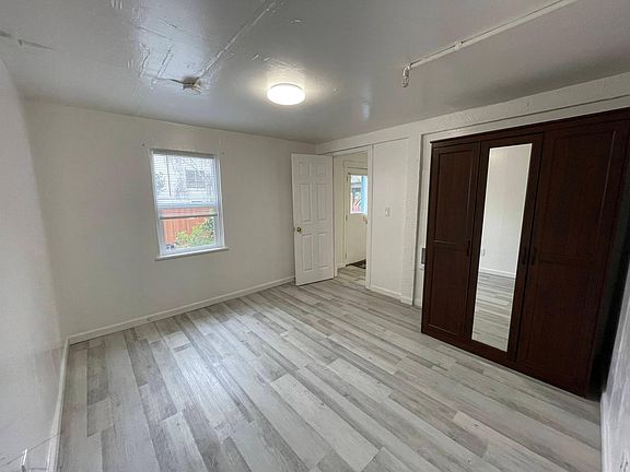 3rd image of 2622 McAllister St #B