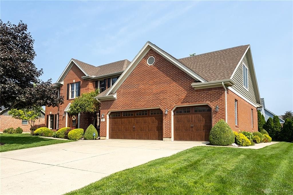 853 Brookmere Ave, Tipp City, OH 45371 Zillow