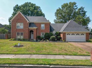 2033 Westbriar Dr, Cordova, TN 38016