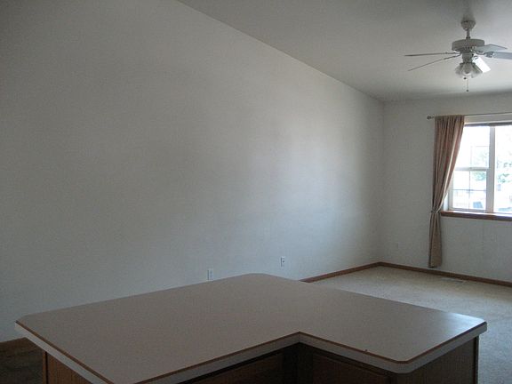 Lining room