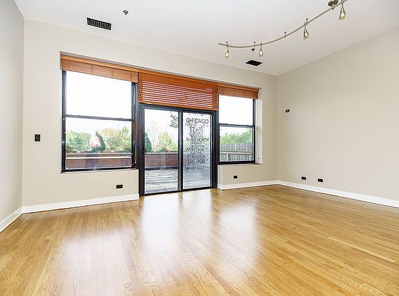 3rd image of 1 S Leavitt St Unit 205