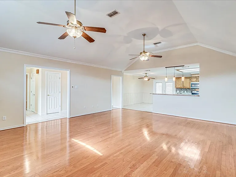 6330 Penny Ln — Photo 12