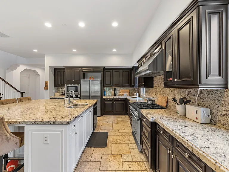 8183 Lazy River Rd — Photo 12