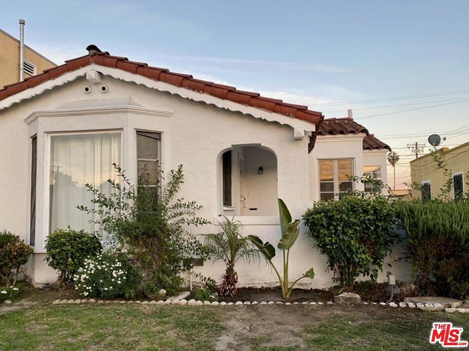 1st image of 5856 Arlington Ave