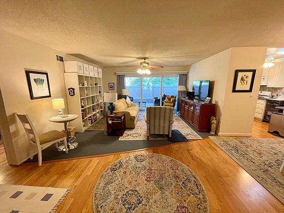 3rd image of 26378 Oak Plain Dr