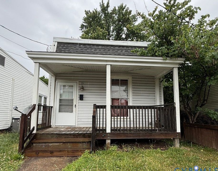 1st image of 324 Hunt Ave