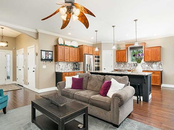 4th image of 3964 Trailwood Dr