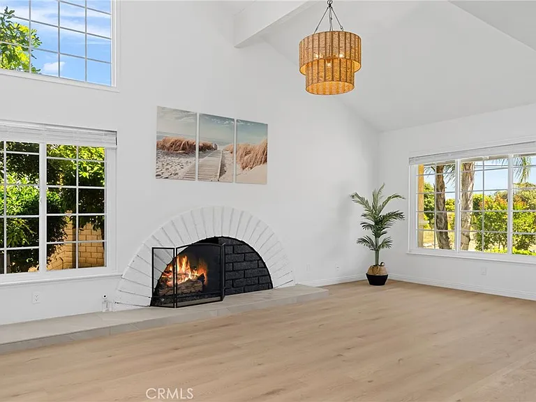 16495 Canelones Dr — Photo 7