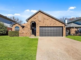 8625 Mystic Trl, Fort Worth, TX 76118