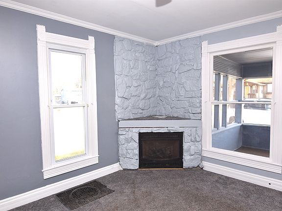 4th image of 415 N Hartford St