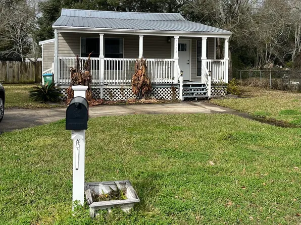 2123 Cleveland Ave, Pascagoula, MS 39567