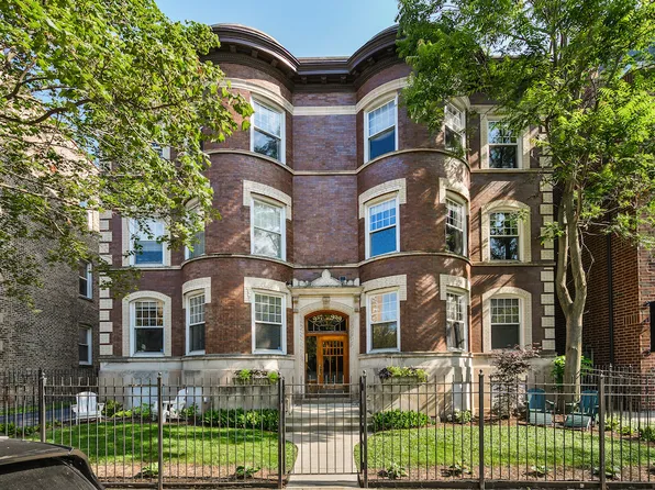 929 W Belle Plaine Ave #2, Chicago, IL 60613