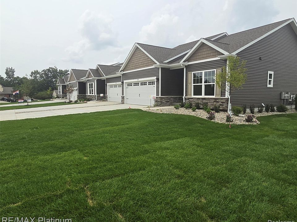 1st image of 850 Oakwood Cir #41