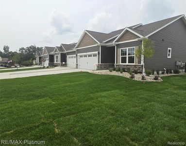 850 Oakwood Cir #41, Fenton, MI, 48430