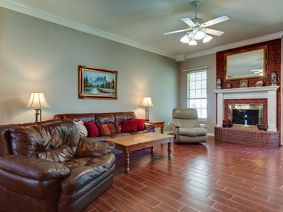 5th image of 5902 Summerwood Ln