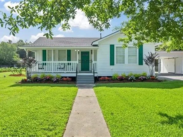 225 Magnolia St, Mandeville, LA 70448