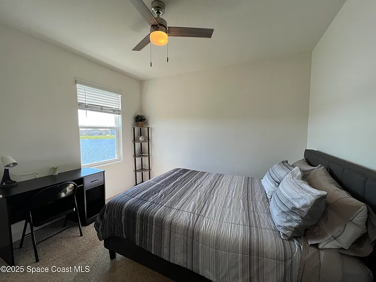 976 Trinity St — Photo 25