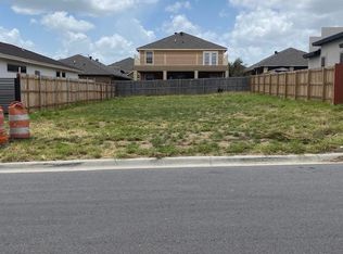 521 Jazmin Rd, Laredo, TX 78043