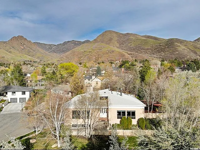 1407 S Chancellor Way — Photo 37