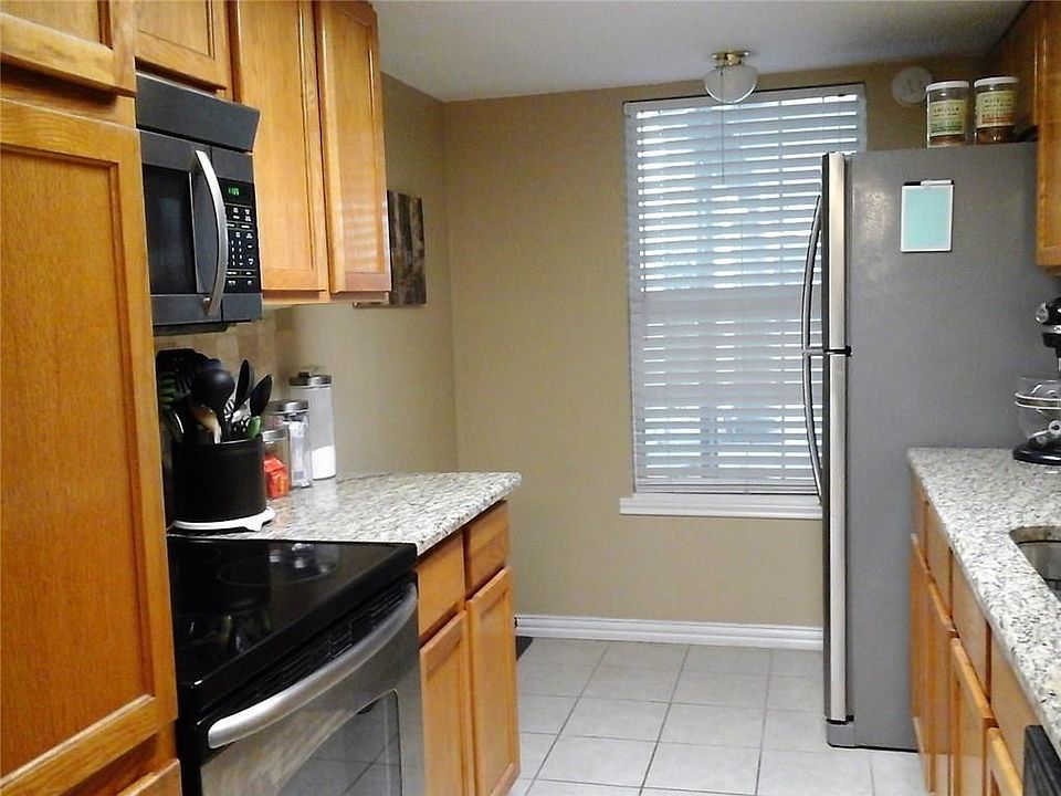 1st image of 1853 Amber Ln