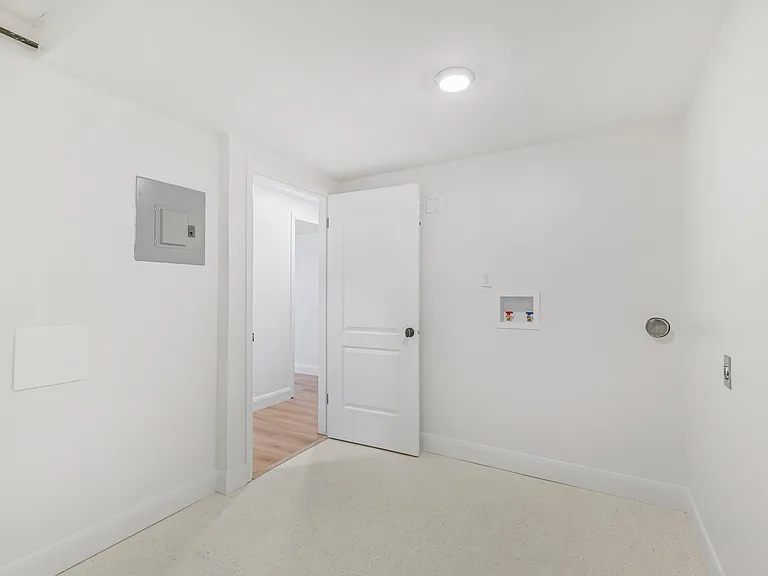 2895 E Cherry Blossom Ln — Photo 14