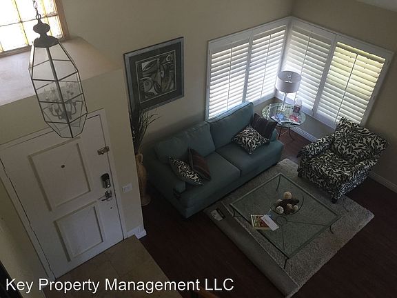 5th image of 2701 Miraflores Ave