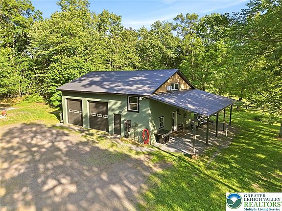 2nd image of 9033 N Loop Rd