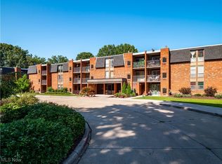 4187 Columbia Rd APT 130, North Olmsted, OH 44070