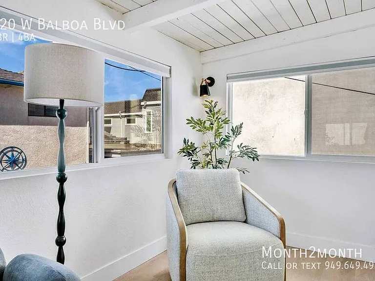 920 W Balboa Blvd — Photo 43