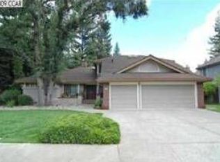 670 Las Barrancas Dr, Danville, CA 94526