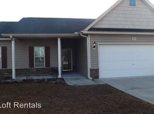 325 Breighmere Dr, New Bern, NC 28560