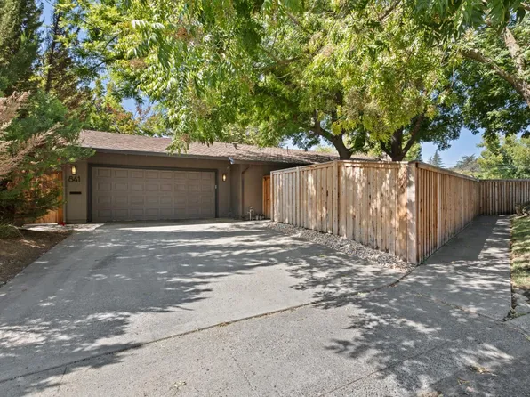 841 Lake Oak Ct, Sacramento, CA 95864