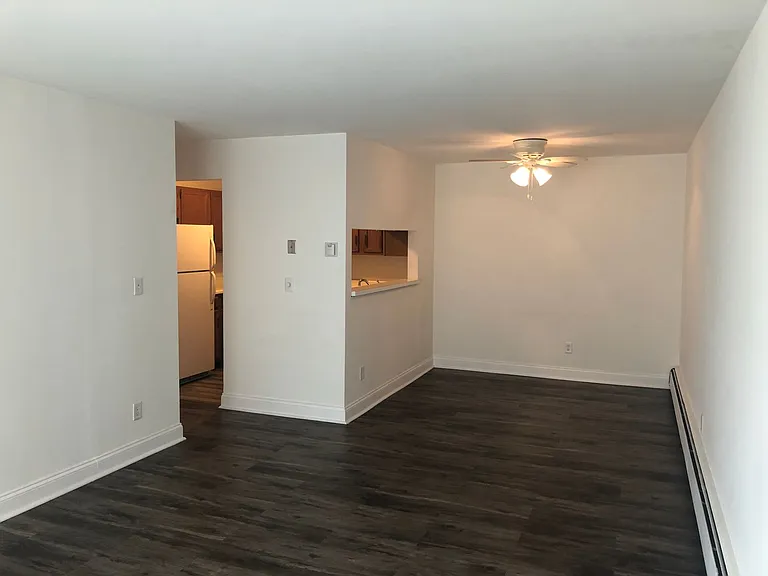 6018 8th Ave — Photo 12