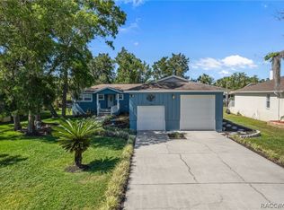 11430 W Waterway Dr, Homosassa, FL 34448