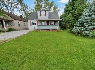 2227 N Glenwood Ave, Niles, OH 44446