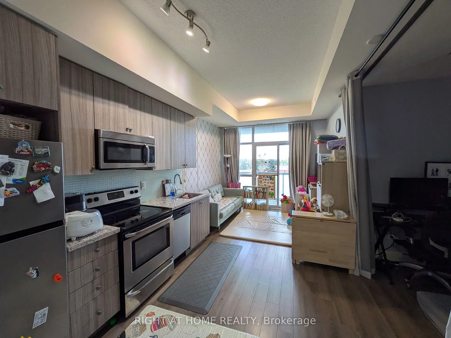 1 bed, $1,990 — Photo 4