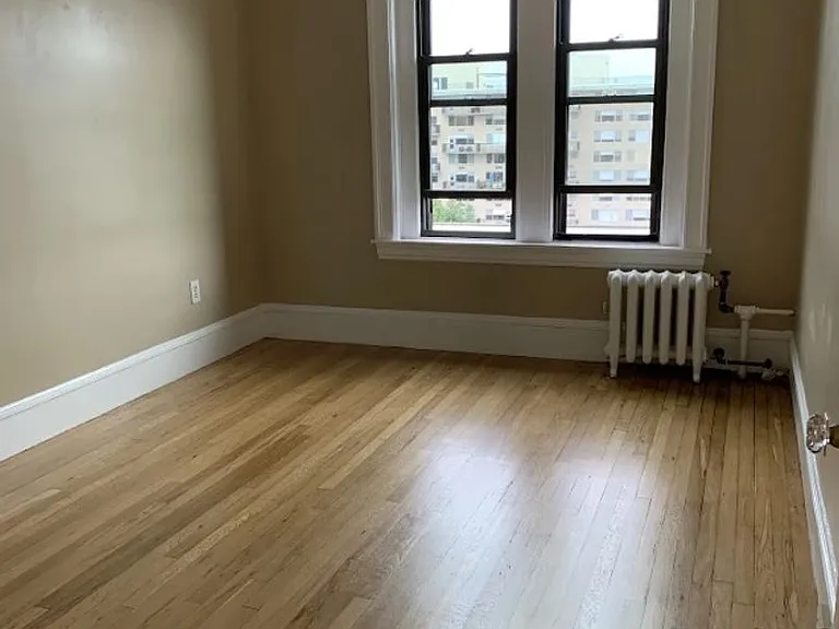 460 Park Dr #11 — Photo 4