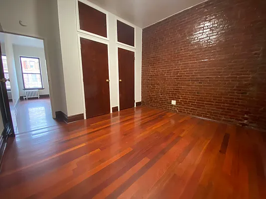 Rented by Bohemia Realty Group | media 14