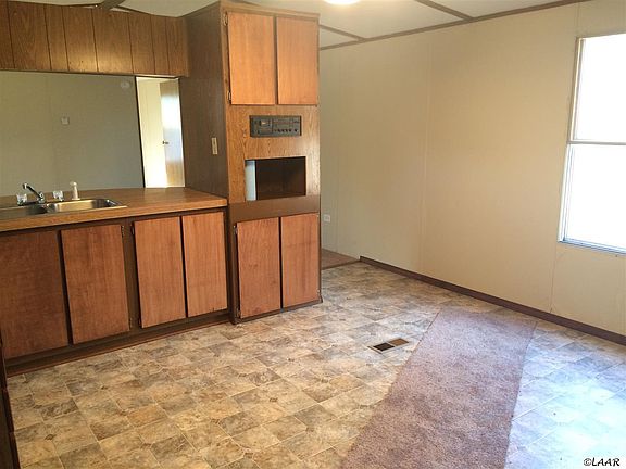 4th image of 225 Lane Dr