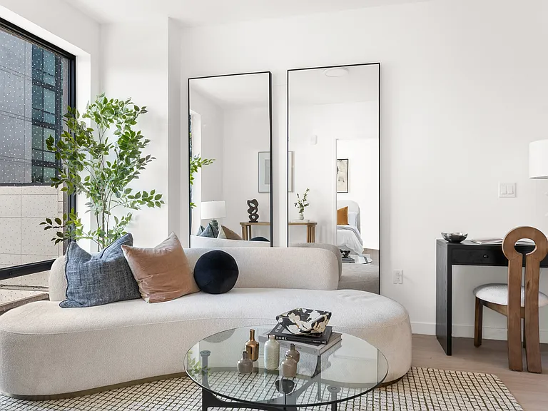 125 Chrystie St #1103 — Photo 3