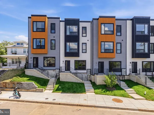 2530B Elvans Rd SE, Washington, DC 20020