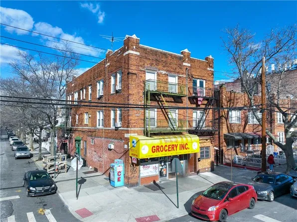 97 Avenue S image 25 of 32