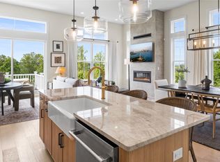 5135 Teaberry Ln #11, Fishkill, NY 12524