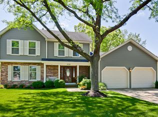 230 Hillwick Ln, Schaumburg, IL 60193