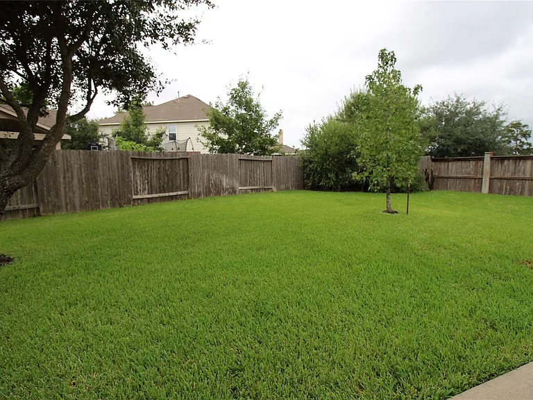 3707 Autumn Branch Ct — Photo 16